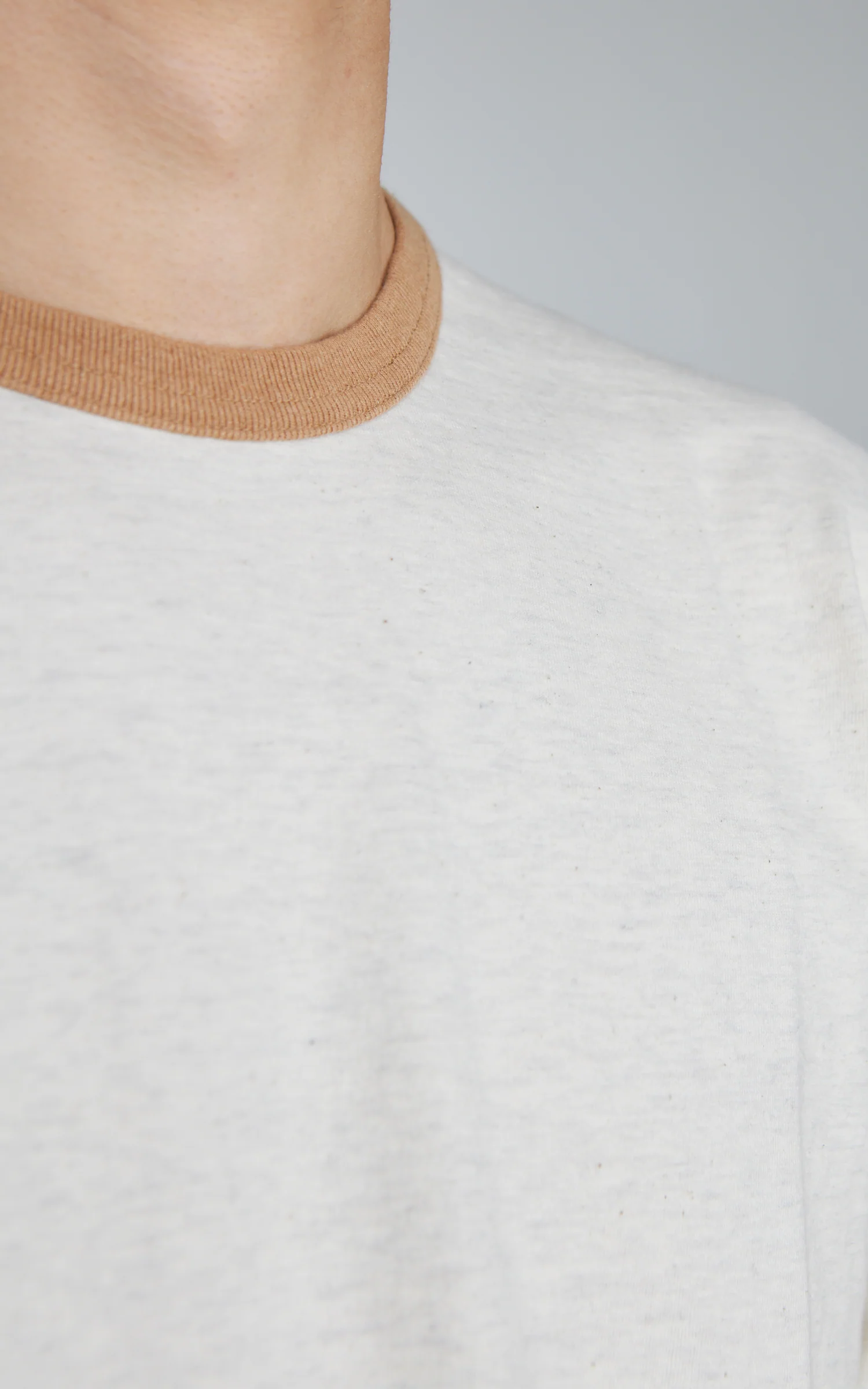 Wonder Looper Recycled Cotton Foxfibre® Ringer T Sand - Image 5