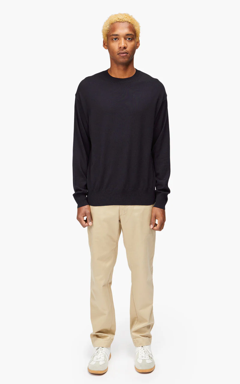 YLÈVE Superfine Merino Wool Knit Pullover Navy - Image 2